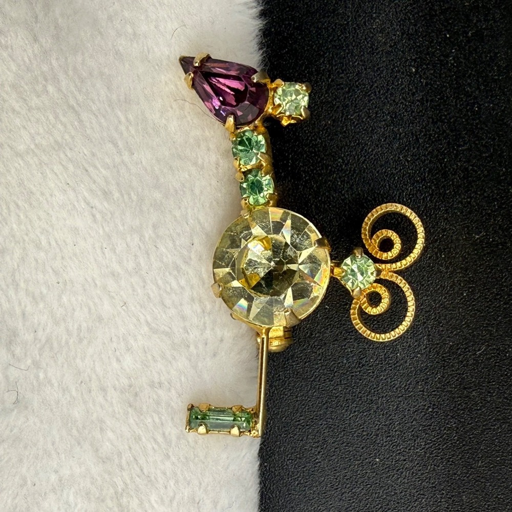 Vintage Estate Brooch Gold Tone Figural Rhinestone Multicolor Bright